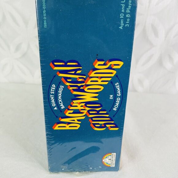 Random House "Backwords" Board Game New Sealed 3-8 Players Reverse English - Picture 3 of 8